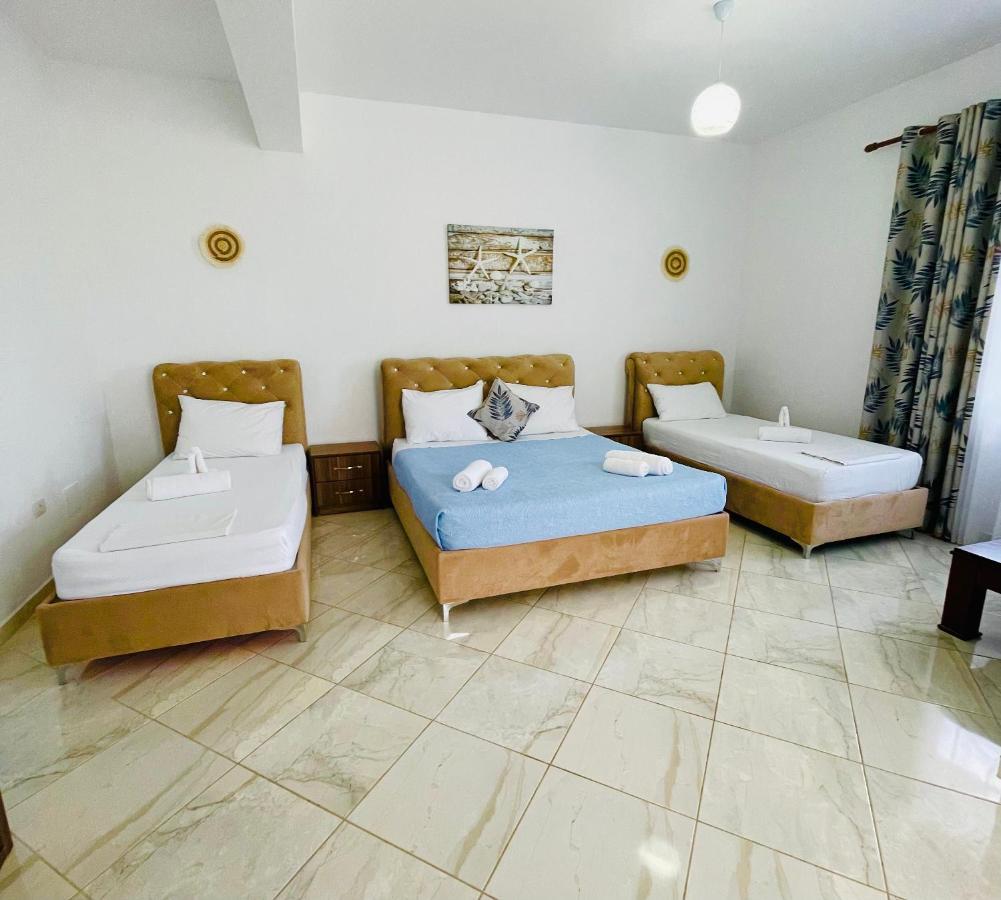 Kred Hotel Orikum Esterno foto